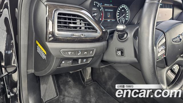 Genesis EQ900 2018 — photo 28