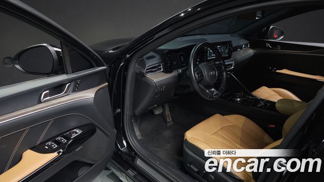 Kia K5 2021 — photo 10