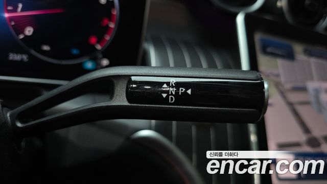Mercedes-Benz GLC-Class 2024 — photo 12