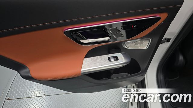 Mercedes-Benz GLC-Class 2024 — photo 15