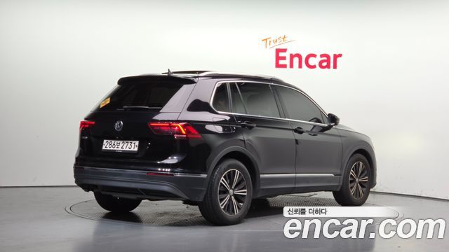 Volkswagen Tiguan 2020 — photo 2