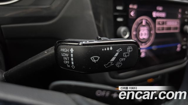 Volkswagen Tiguan 2020 — photo 26