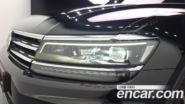 Volkswagen Tiguan 2020 — photo 8