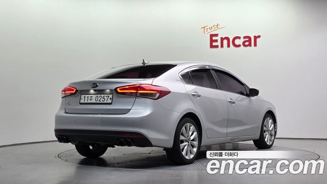 Kia K3 2017 — photo 2