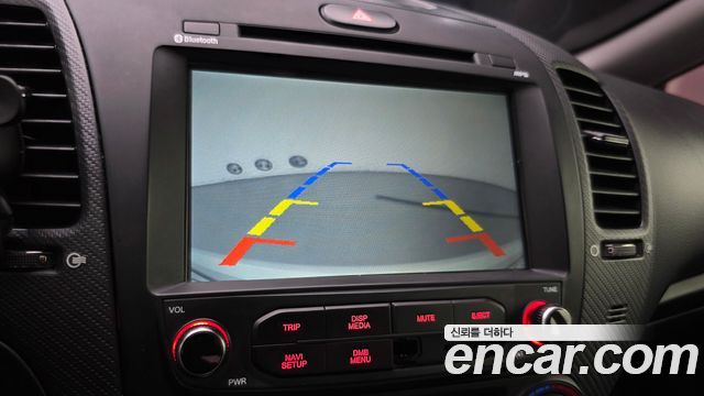 Kia K3 2017 — photo 15