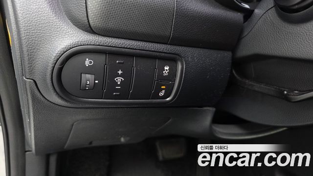 Kia K3 2017 — photo 17