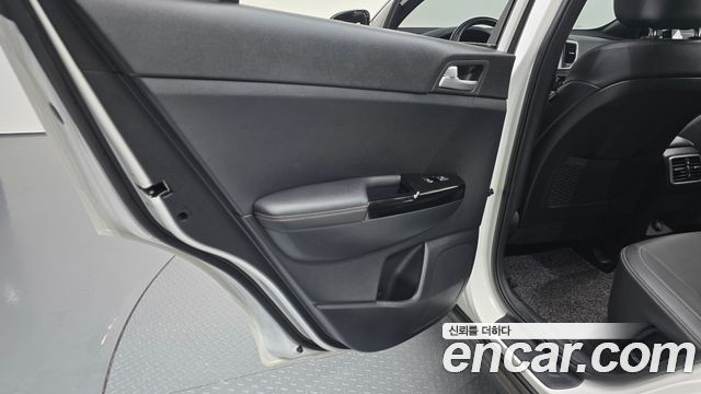Kia Sportage 2019 — photo 15
