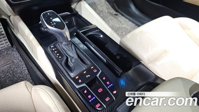 Kia K7 2016 — photo 12