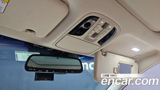 Kia K7 2016 — photo 25