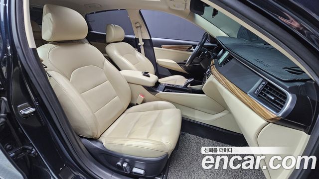 Kia K7 2016 — photo 16