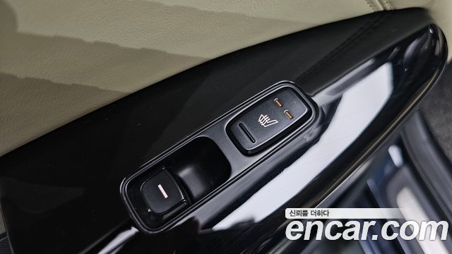 Kia K7 2016 — photo 28