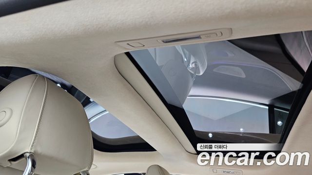 Mercedes-Benz AMG GT 2023 — photo 15