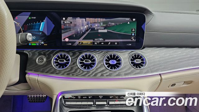 Mercedes-Benz AMG GT 2023 — photo 19