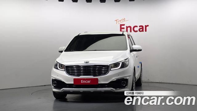Kia Canival 2015 — photo 3