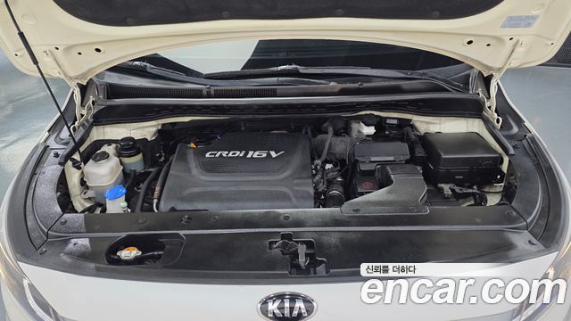 Kia Canival 2015 — photo 6