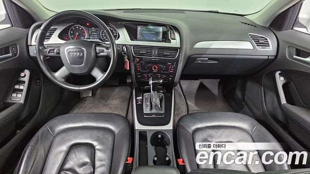 Audi A4 2011 — photo 7