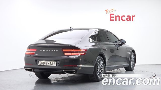 Genesis G80 2022 — photo 2