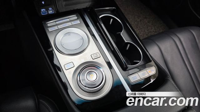 Genesis G80 2022 — photo 9