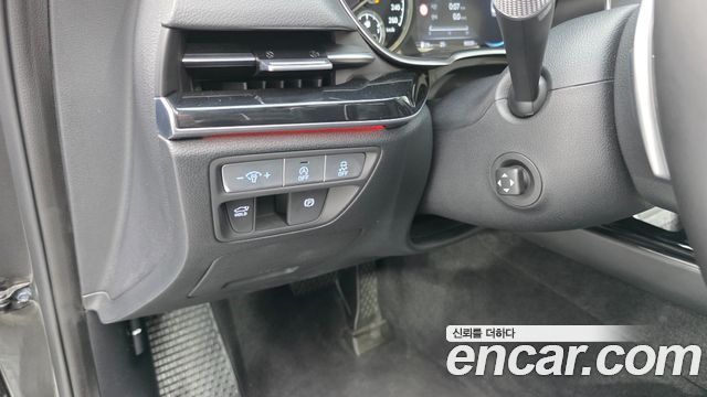 Genesis G80 2022 — photo 12