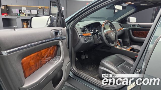 Lincoln MKS 2016 — photo 13