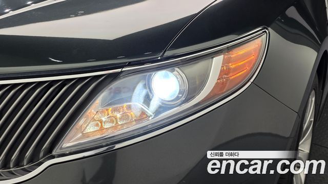 Lincoln MKS 2016 — photo 8