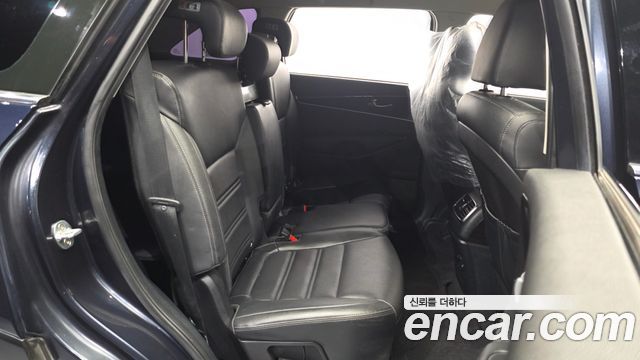 Kia Sorento 2019 — photo 17