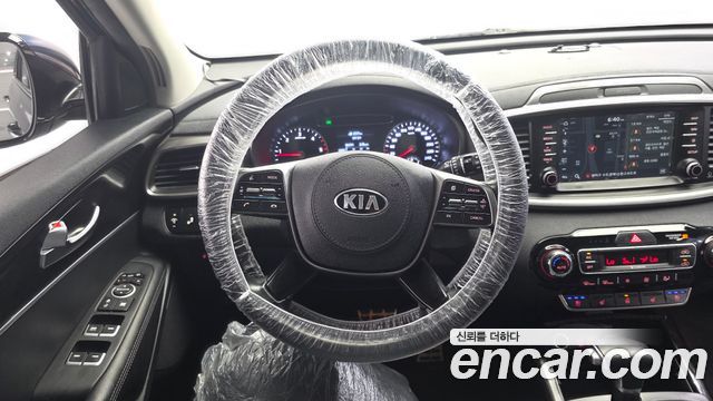Kia Sorento 2019 — photo 19