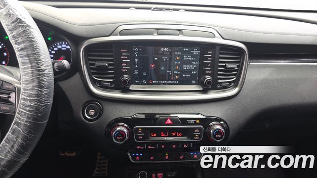 Kia Sorento 2019 — photo 20