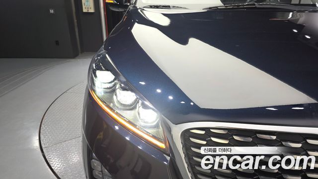 Kia Sorento 2019 — photo 8