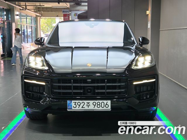 Porsche Cayenne 2025 — photo 4