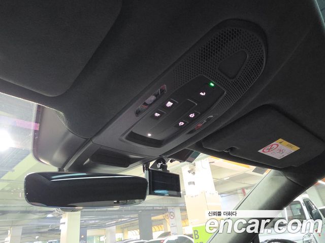 Porsche Cayenne 2025 — photo 15