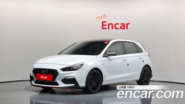 Hyundai i30 2019 — photo 1