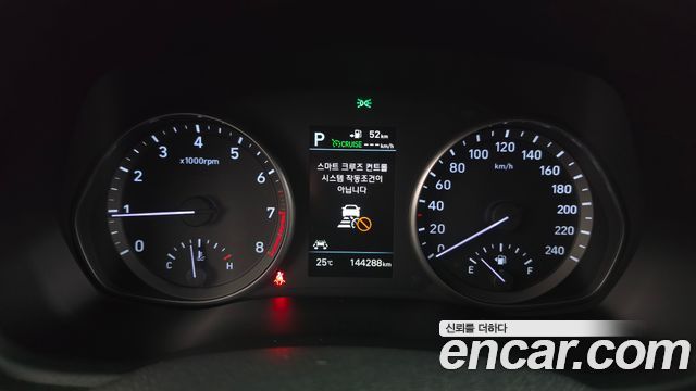 Hyundai i30 2019 — photo 11