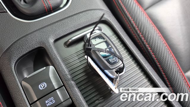 Hyundai i30 2019 — photo 21