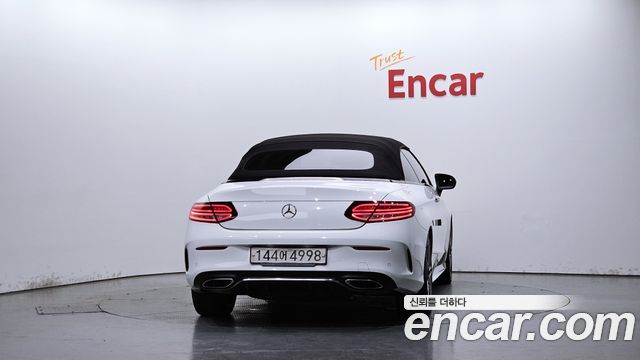 Mercedes-Benz C-Class 2019 — photo 4