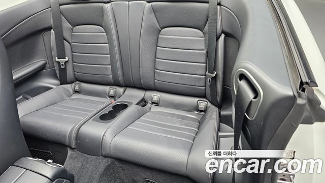 Mercedes-Benz C-Class 2019 — photo 12