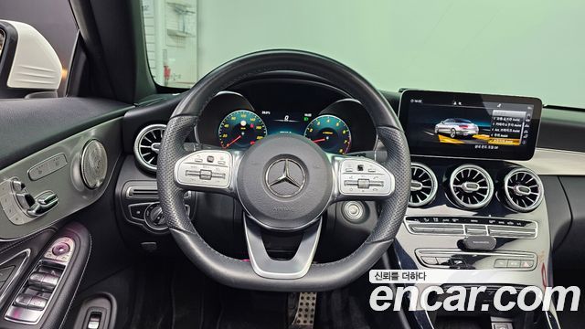 Mercedes-Benz C-Class 2019 — photo 13