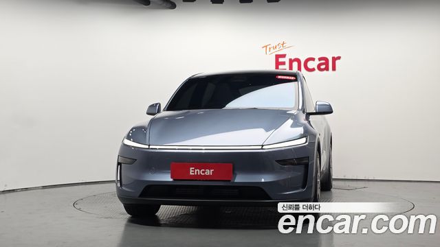 Tesla Model Y 2026 — photo 3