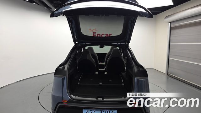 Tesla Model Y 2026 — photo 26