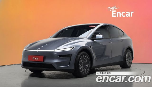 Tesla Model Y 2026 — photo 1