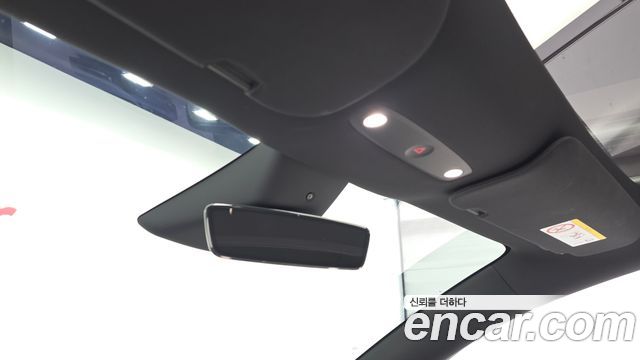 Tesla Model Y 2026 — photo 27
