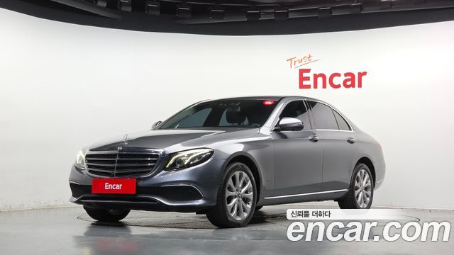 Mercedes-Benz E-Class 2018 — photo 1