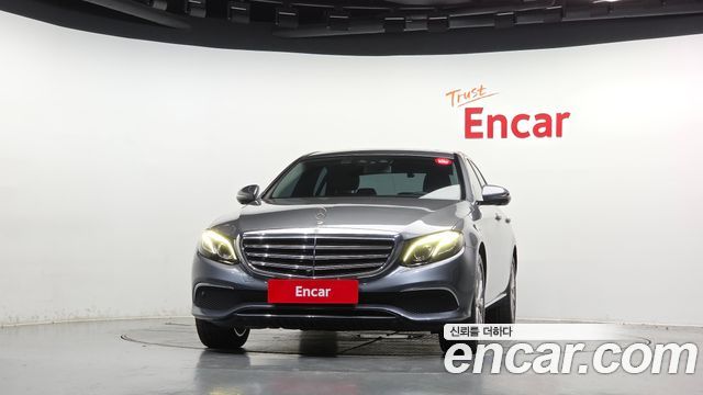 Mercedes-Benz E-Class 2018 — photo 3