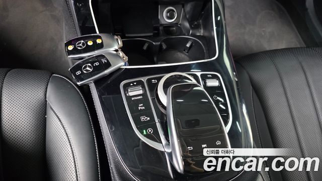 Mercedes-Benz E-Class 2018 — photo 9