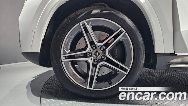 Mercedes-Benz GLS-Class 2021 — photo 5