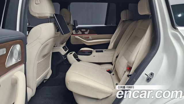 Mercedes-Benz GLS-Class 2021 — photo 12