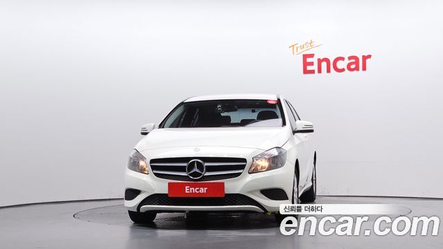 Mercedes-Benz A-Class 2014 — photo 3