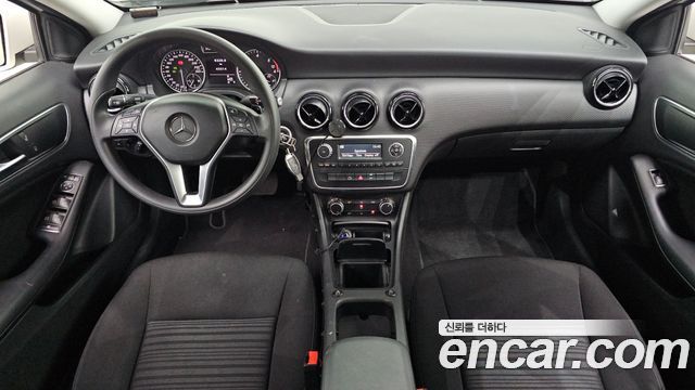 Mercedes-Benz A-Class 2014 — photo 7