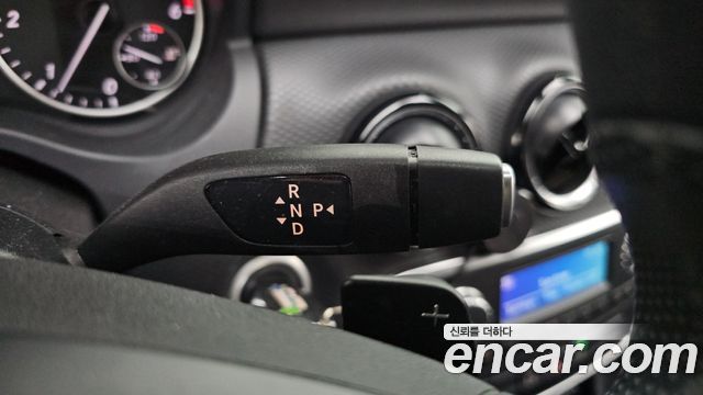 Mercedes-Benz A-Class 2014 — photo 9
