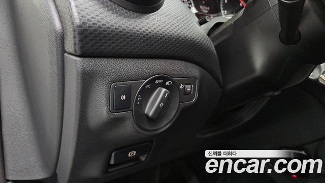 Mercedes-Benz A-Class 2014 — photo 15